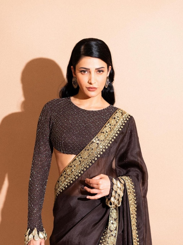 Salaar Actress Shruti Haasan’s 7 Saree Looks
